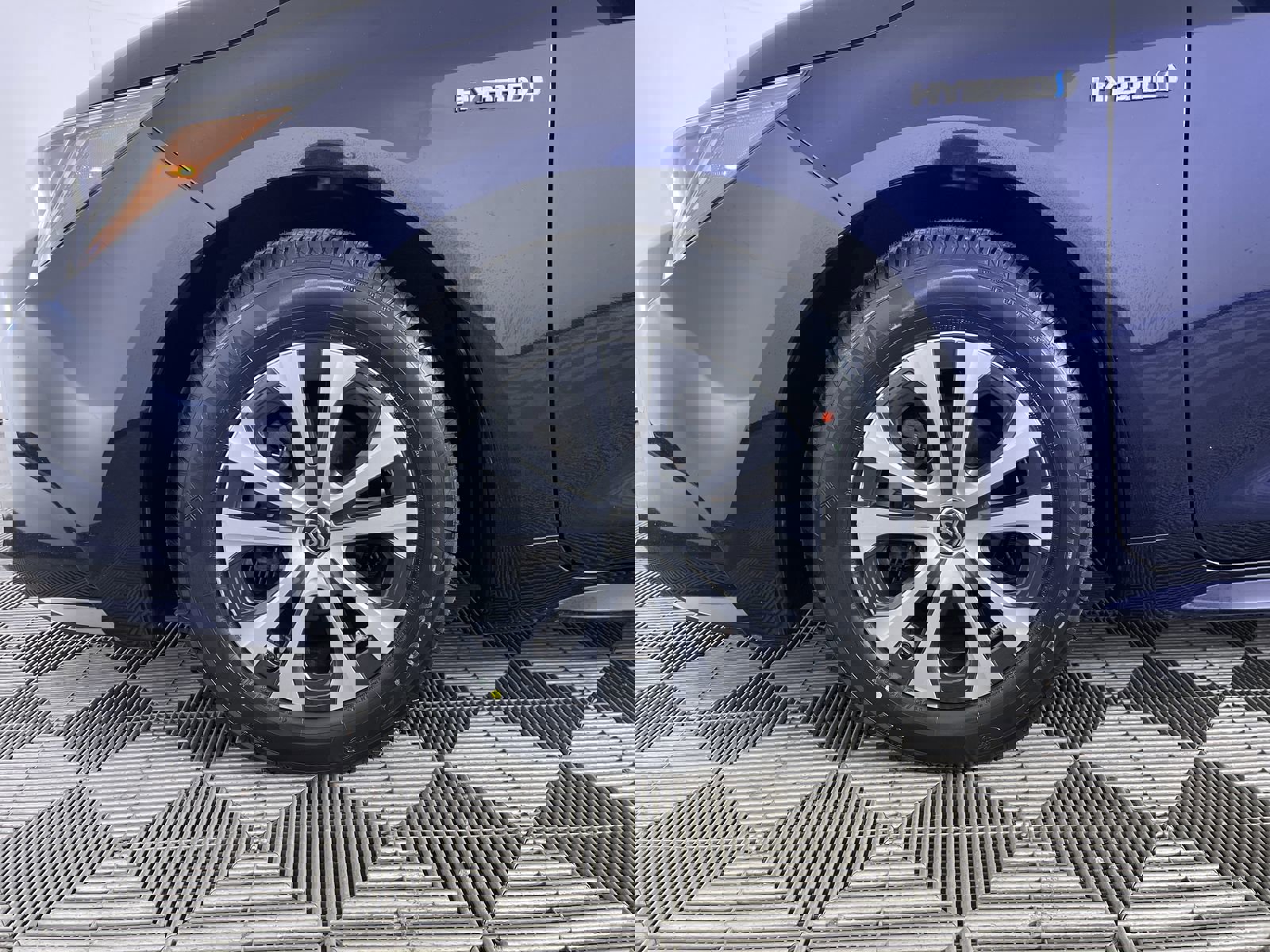 Used 2021 Toyota Corolla LE image 24