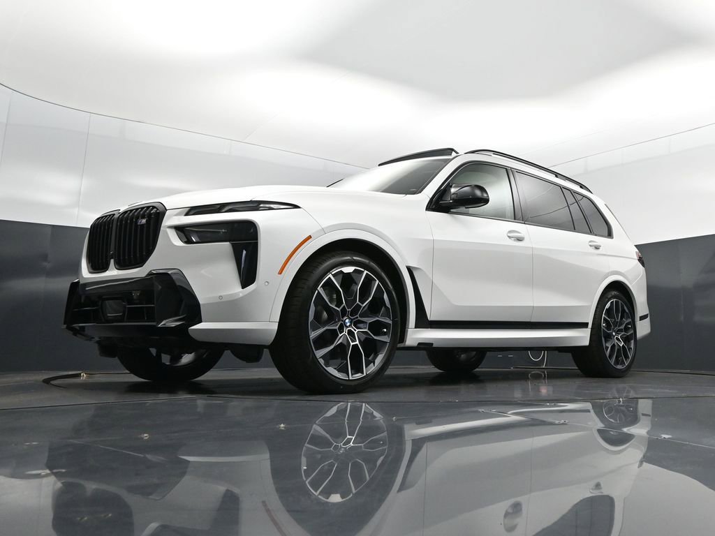 New 2026 BMW X7 M60i image 39