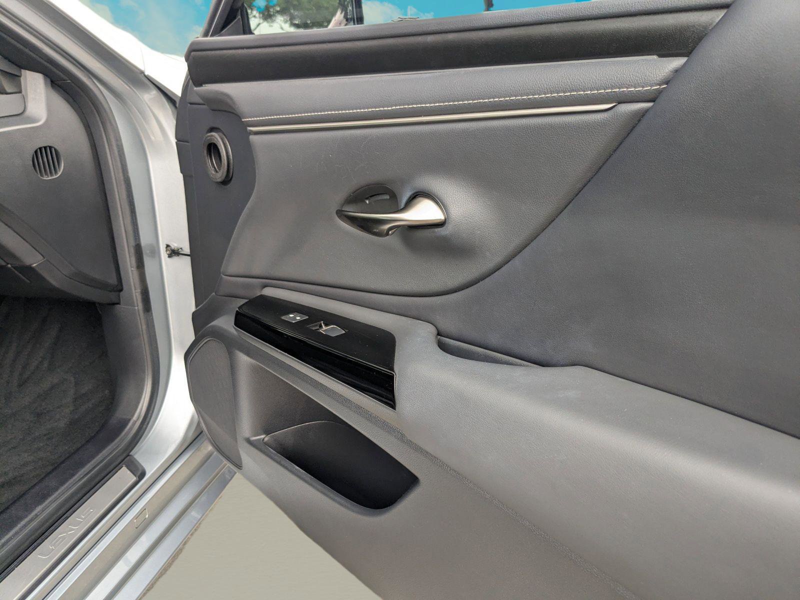 Certified 2023 Lexus ES 350 w/ Premium Package FWD image 22