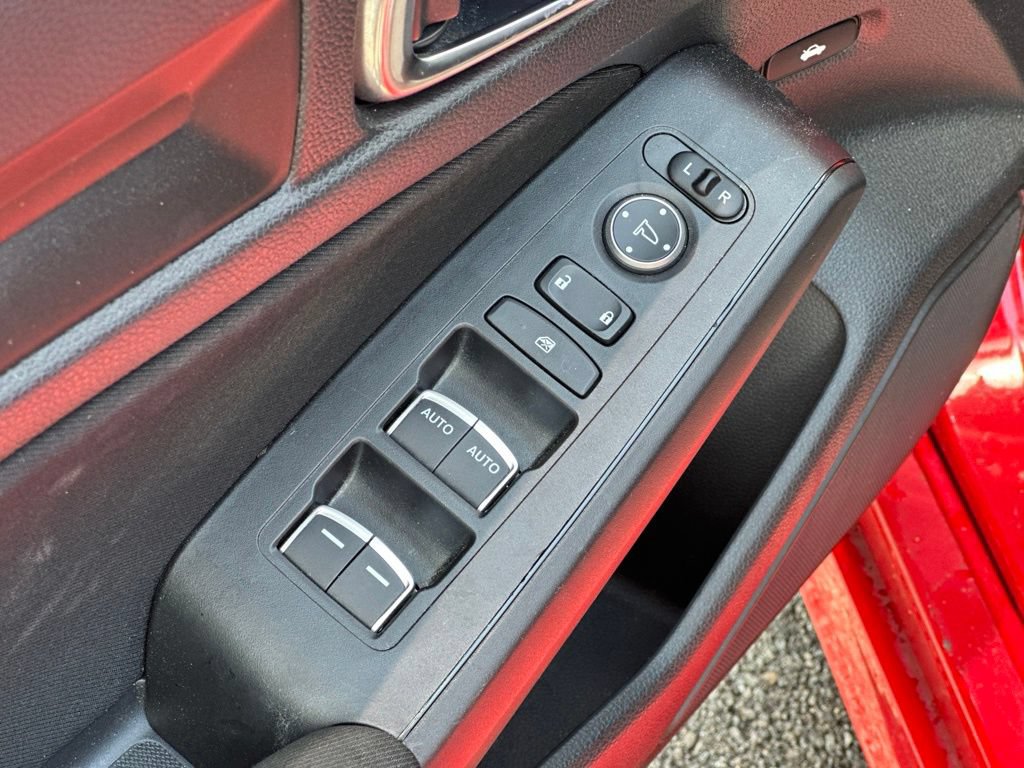 Used 2025 Honda Civic Sport image 14