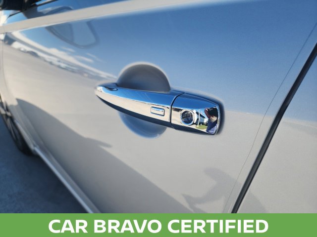 Used 2022 Nissan Altima 2.5 SV w/ SV Premium Package FWD image 11