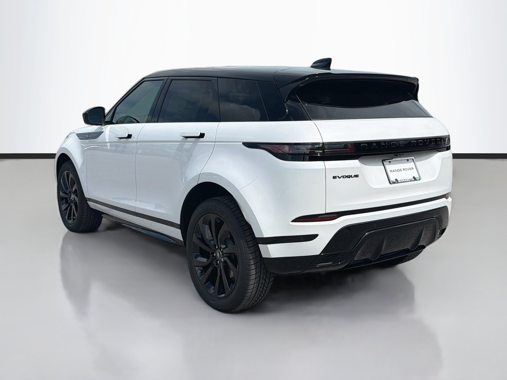New 2026 Land Rover Range Rover Evoque Hoxton AWD/4WD image 3