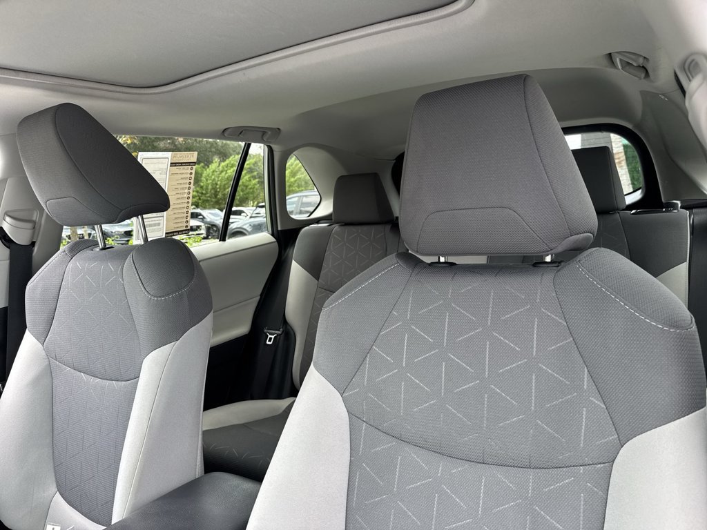 Used 2019 Toyota RAV4 XLE FWD image 42