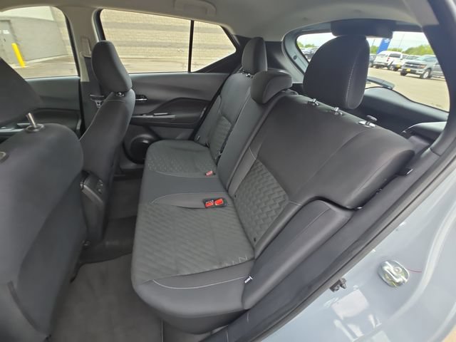 Used 2023 Nissan Kicks SV w/ Exterior Package FWD image 22