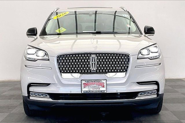 Used 2020 Lincoln Aviator Reserve w/ Equipment Group 202A image 2