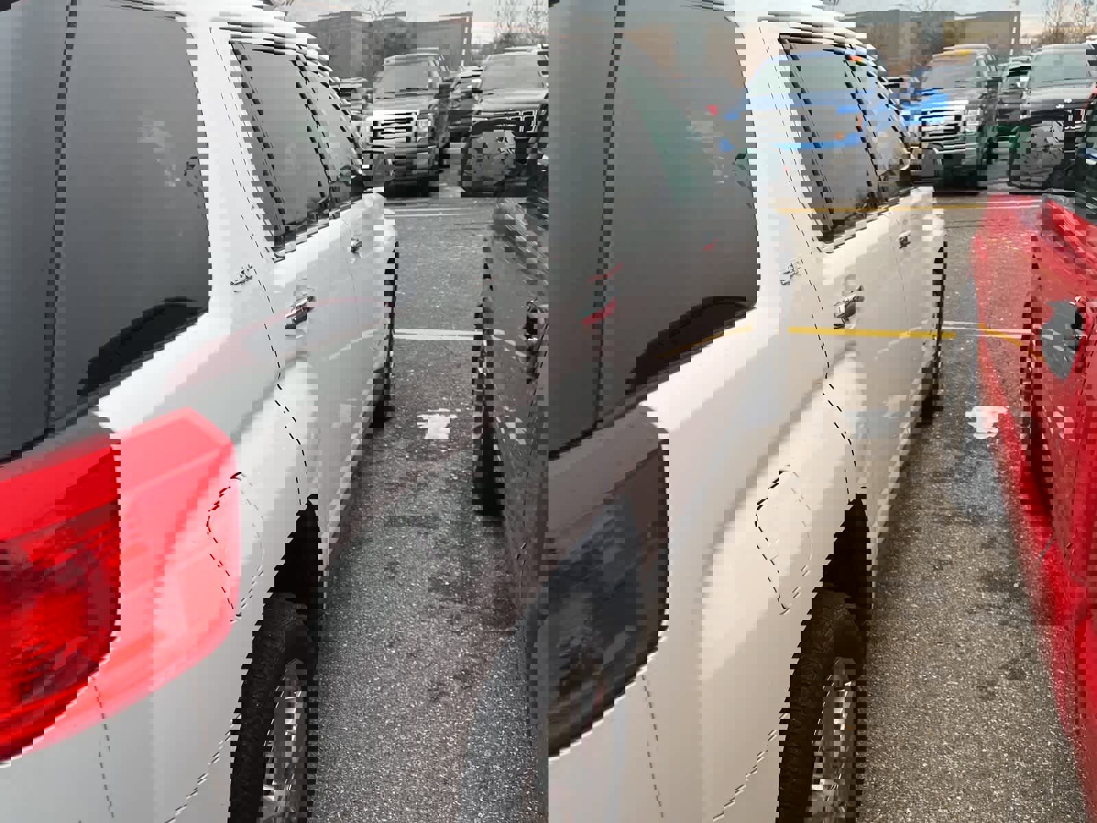 Used 2015 GMC Terrain SLT w/ Chrome Edition image 16