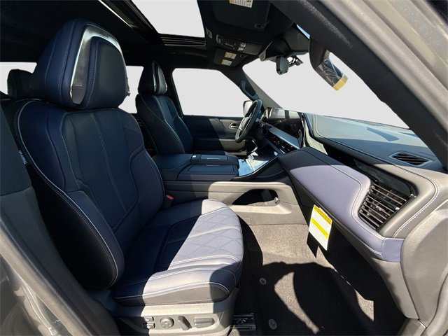 New 2026 INFINITI QX80 4WD w/ Sport Exterior Package image 24