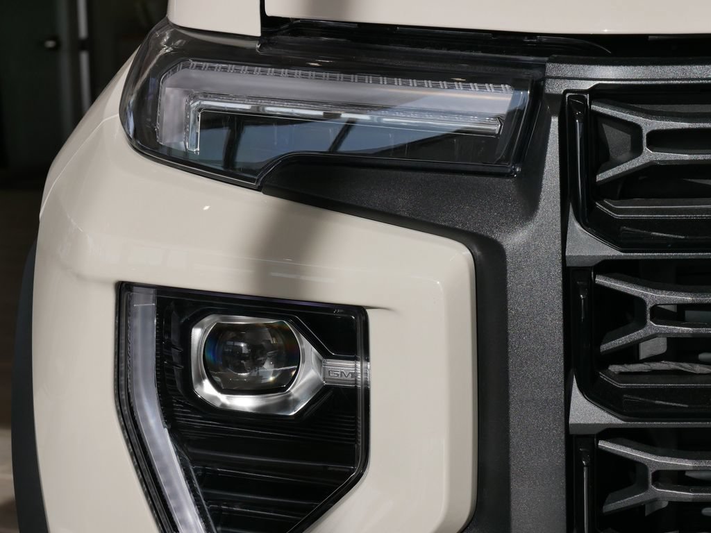 New 2026 GMC Canyon Elevation w/ Convenience Package AWD/4WD image 9