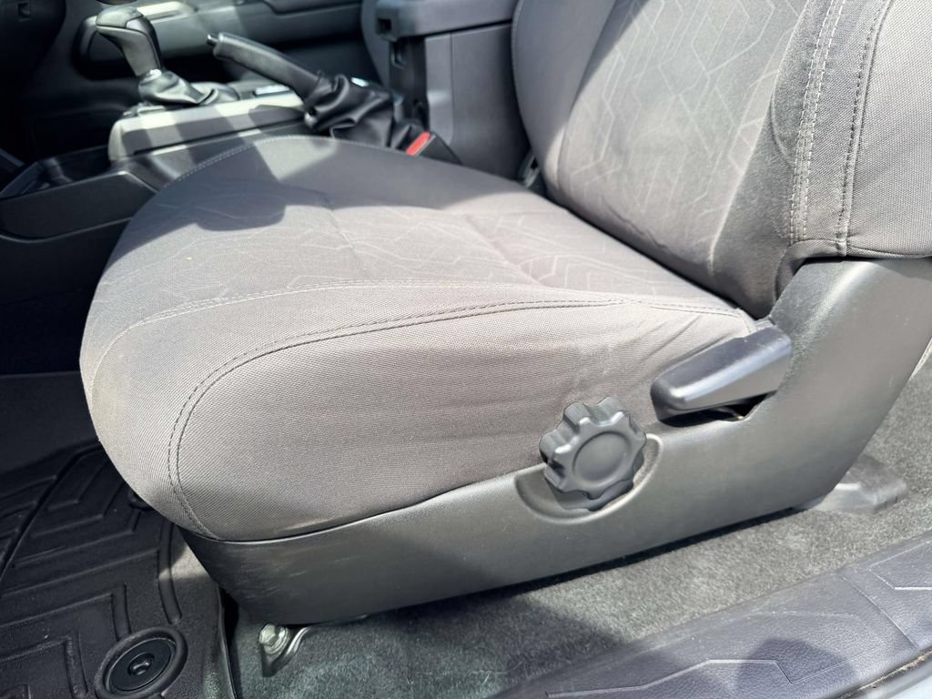 Certified 2016 Toyota Tacoma TRD Sport w/ Towing Package RWD image 19