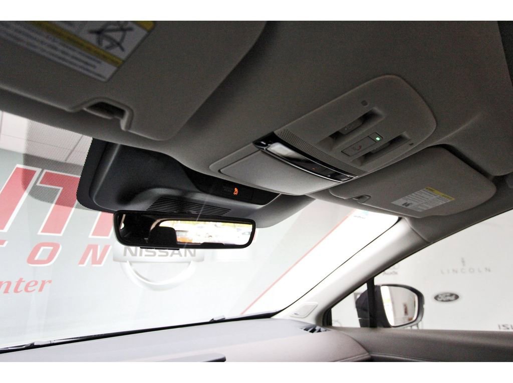 Used 2025 Nissan Murano Platinum w/ Cargo Package image 18