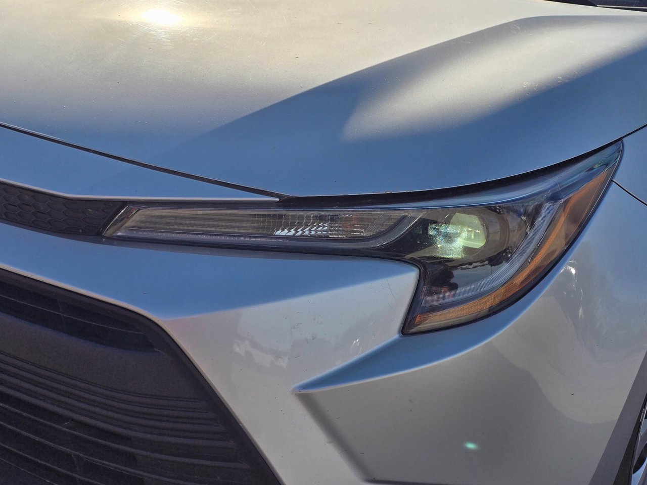 Used 2024 Toyota Corolla LE image 25