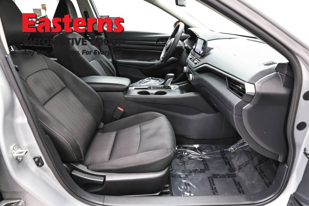 Used 2023 Nissan Altima 2.5 S FWD image 23
