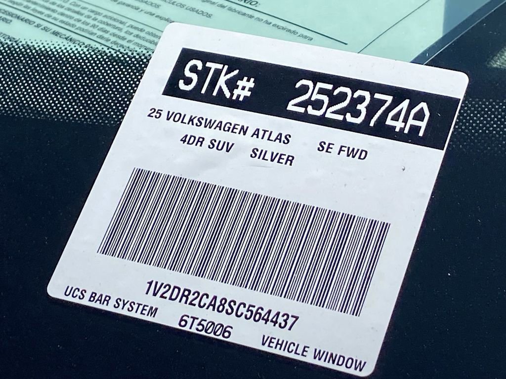 Used 2025 Volkswagen Atlas SE image 37