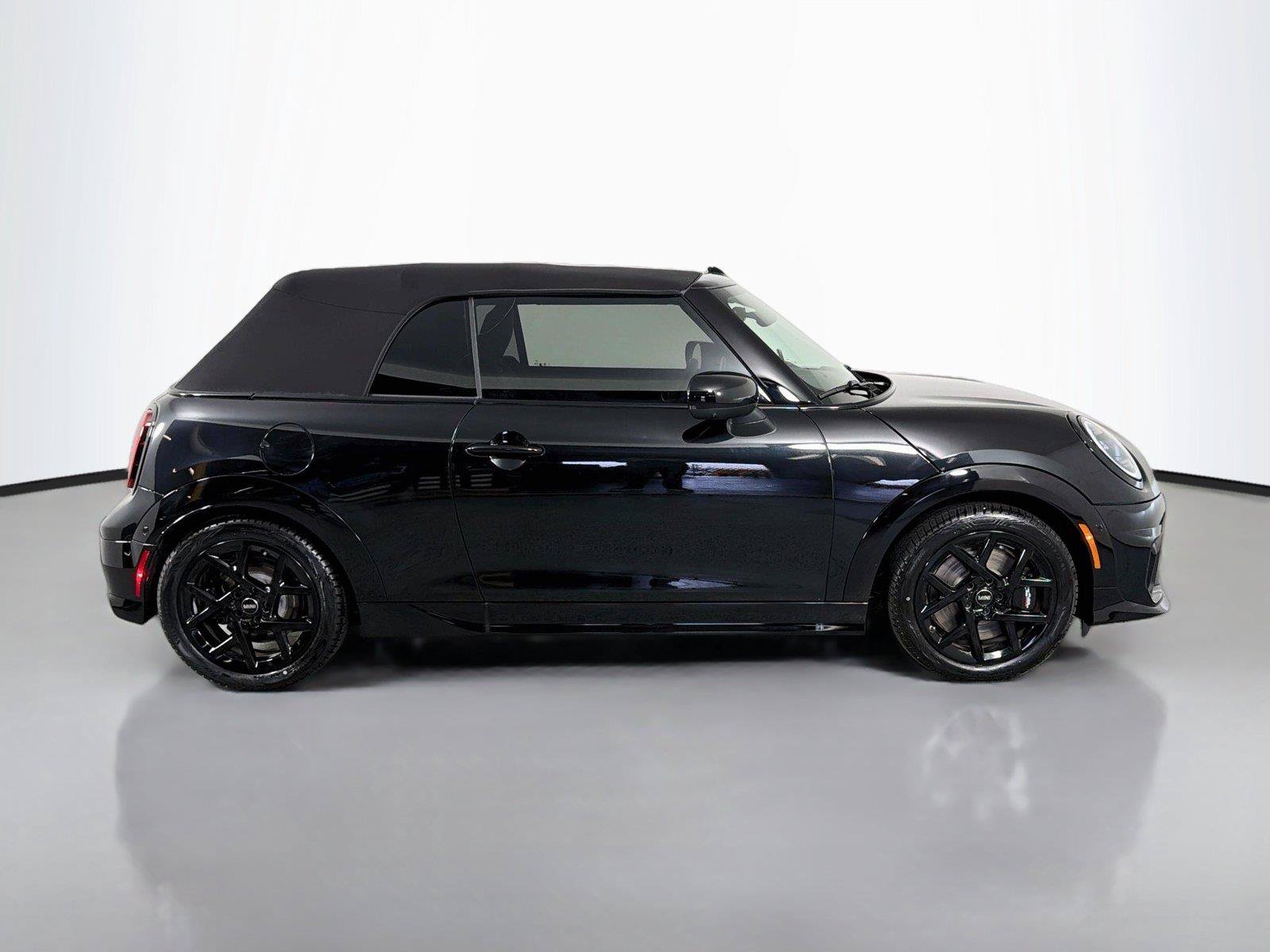 New 2026 MINI Cooper S FWD image 4