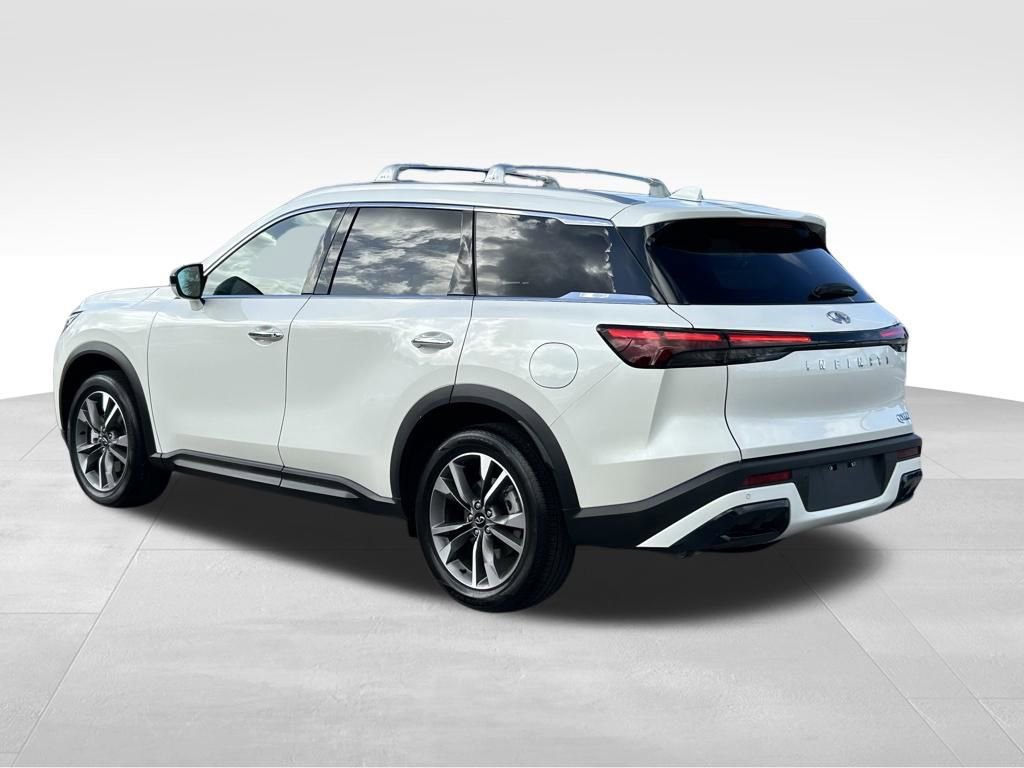 Used 2025 INFINITI QX60 Luxe image 3
