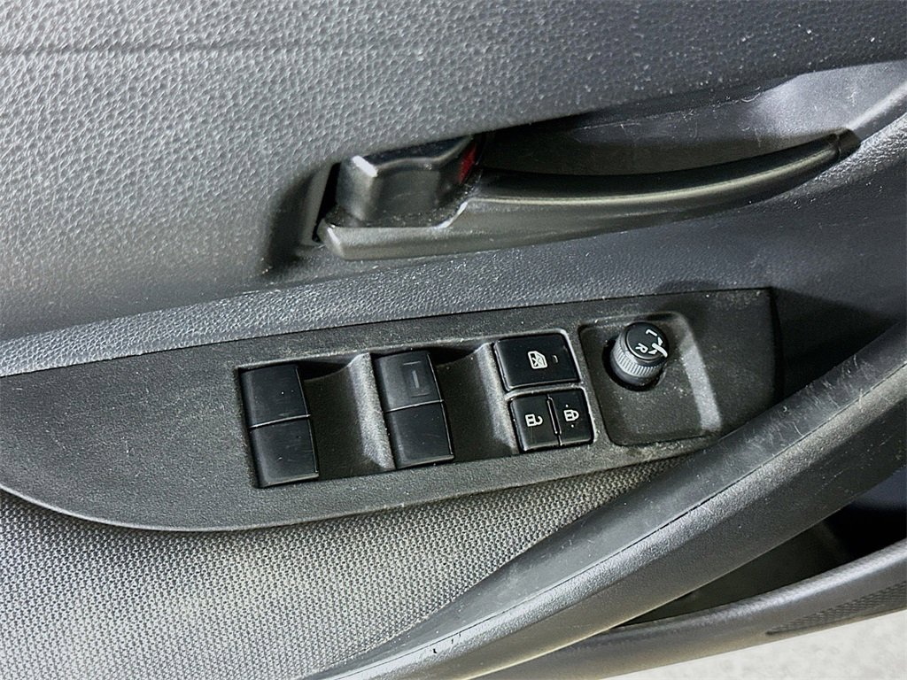 Used 2022 Toyota Corolla LE image 20