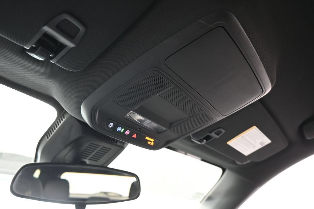 Used 2026 Chevrolet Equinox LT FWD image 23