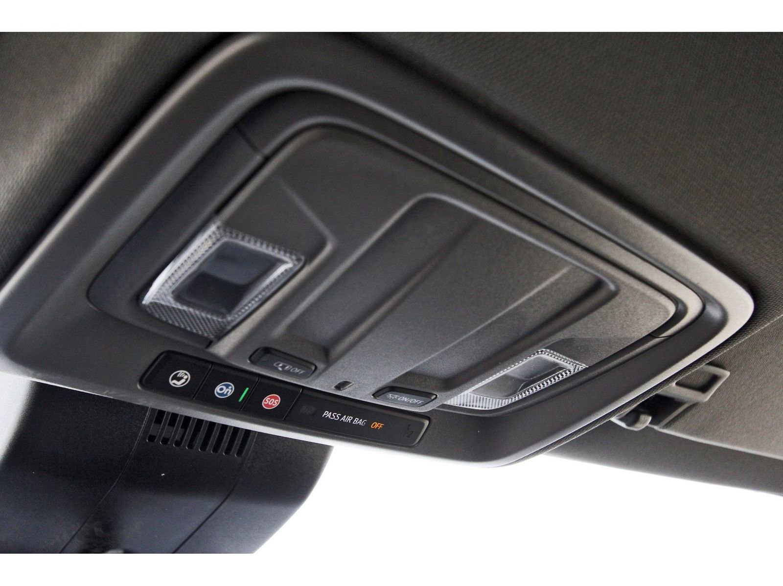 Used 2025 Chevrolet Silverado 2500 LT w/ Convenience Package image 25