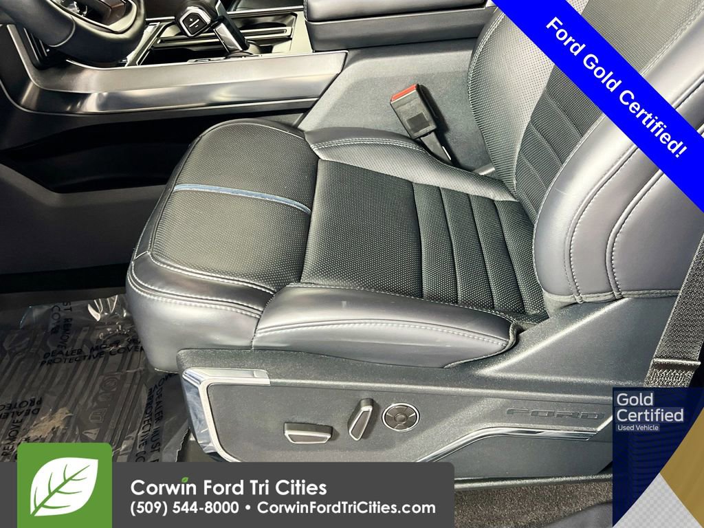 Used 2025 Ford F150 Platinum image 23