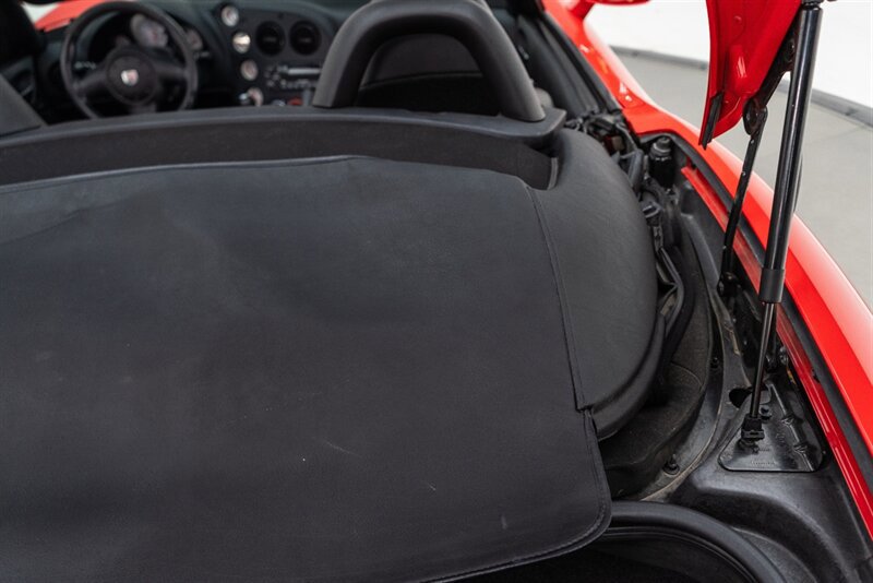 Used 2004 Dodge Viper SRT-10 RWD image 74