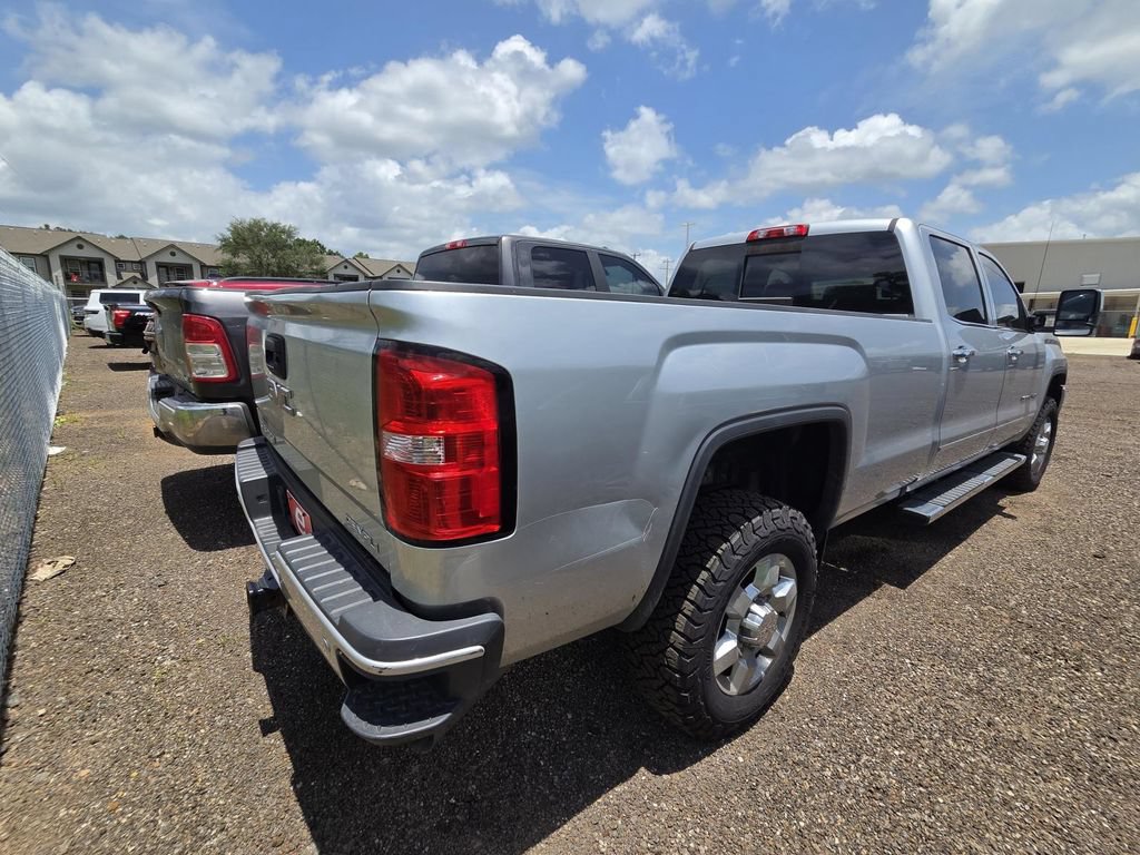 Used 2018 GMC Sierra 3500 Denali w/ Duramax Plus Package AWD/4WD image 4