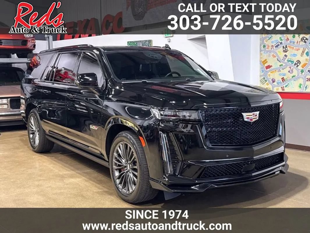 Used 2023 Cadillac Escalade ESV V