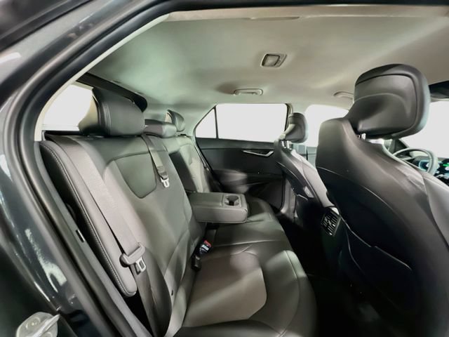 Used 2025 Kia Niro EX FWD image 27