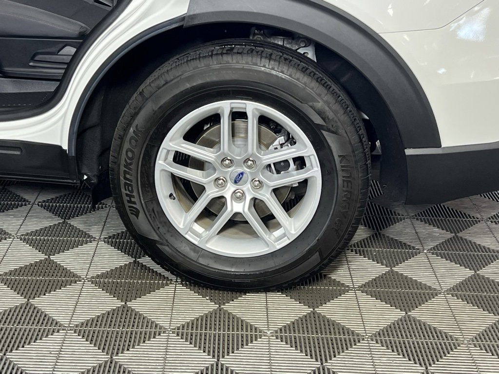 Used 2025 Ford Explorer Active image 21