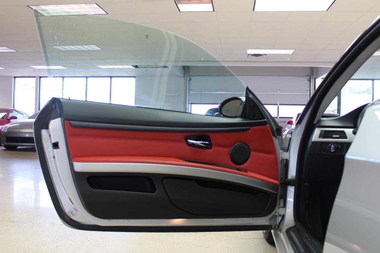 Used 2009 BMW 335i Coupe image 27