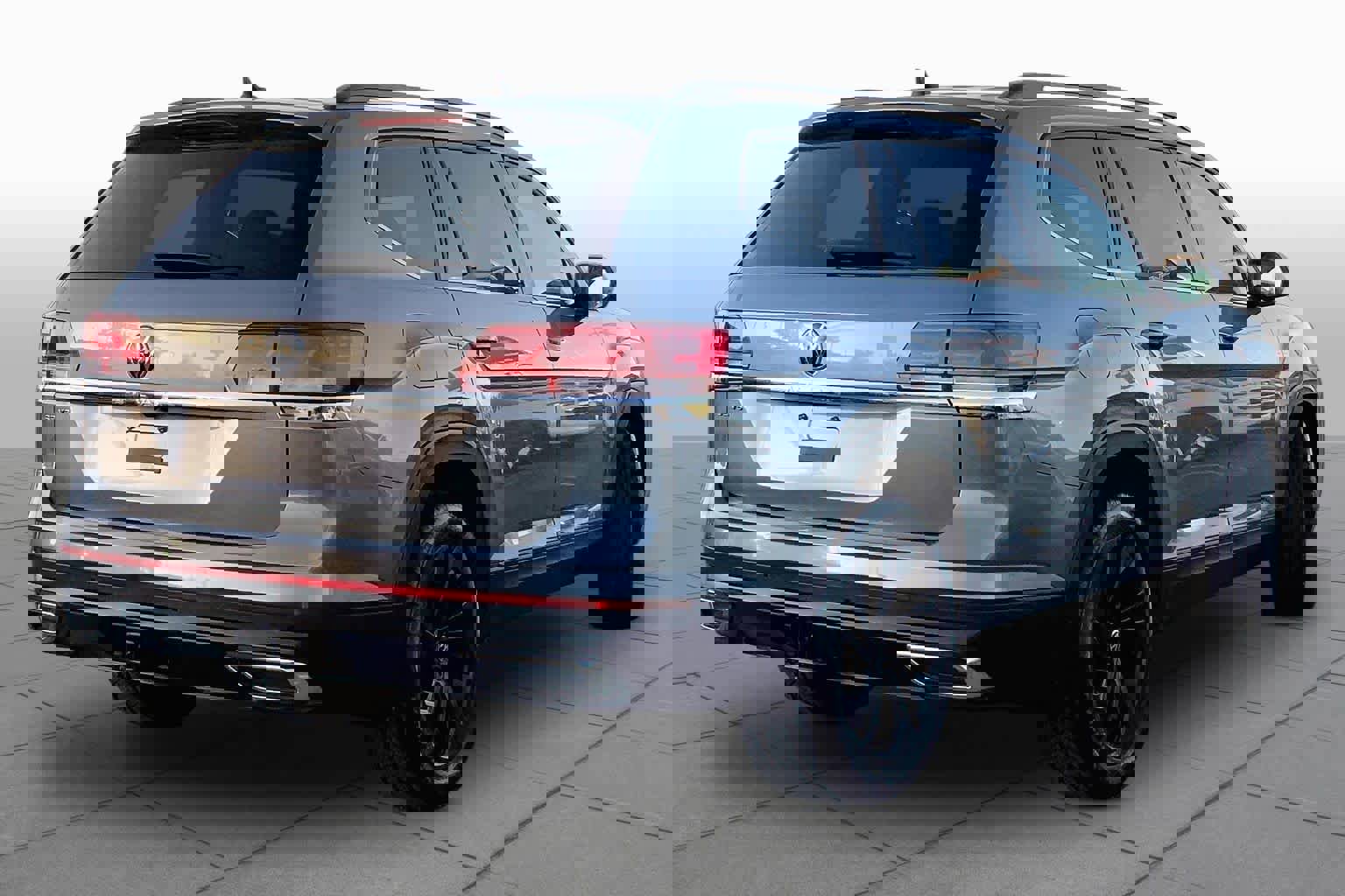 Used 2023 Volkswagen Atlas SE image 13