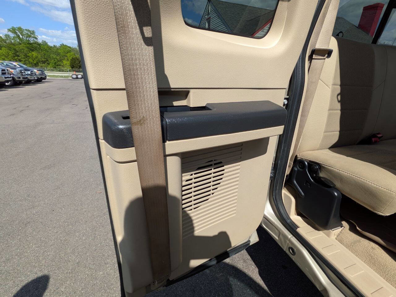 Used 2008 Ford F250 XLT AWD/4WD image 27