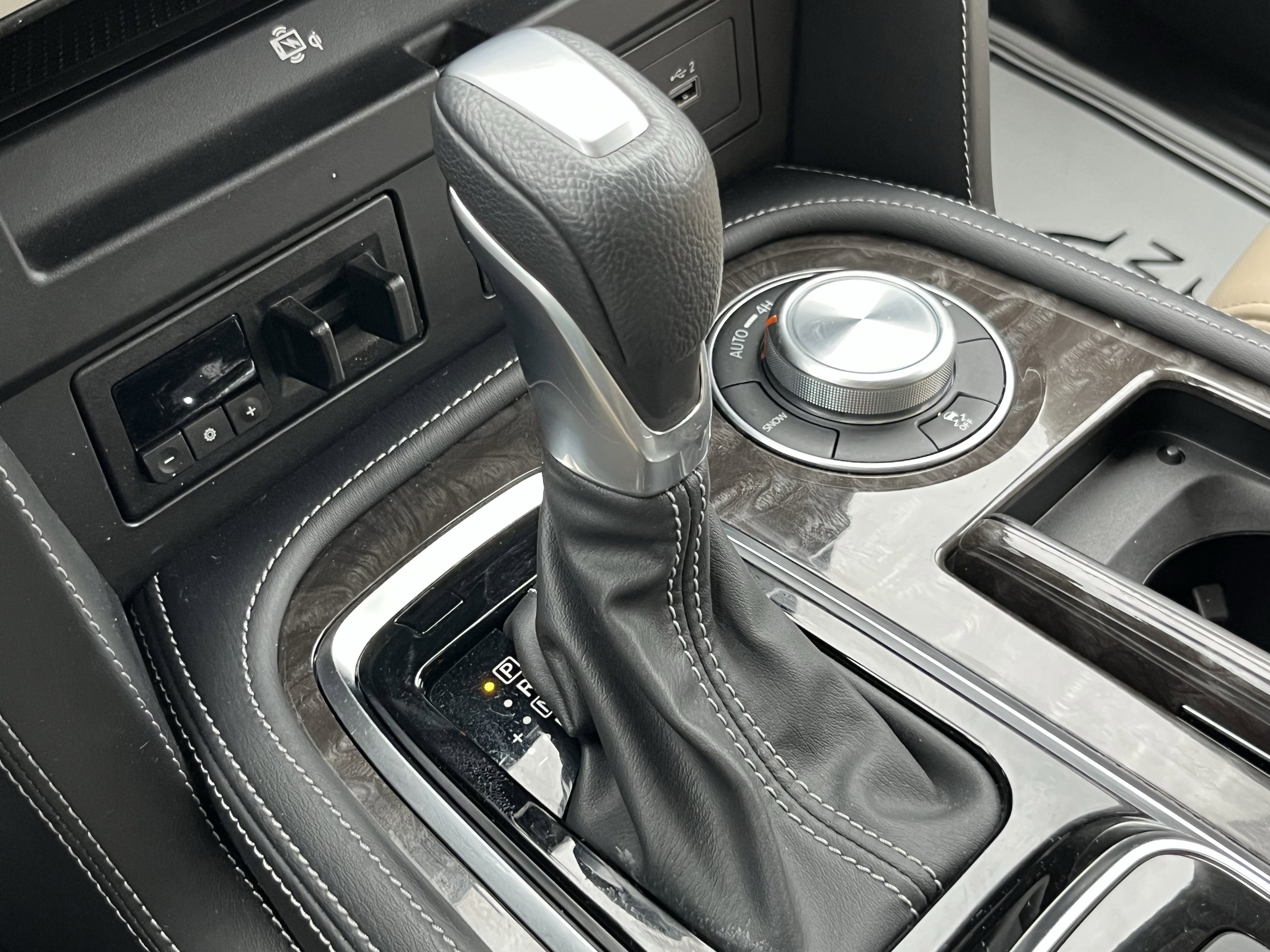 Used 2023 Nissan Armada Platinum w/ Captain's Chairs Package image 31