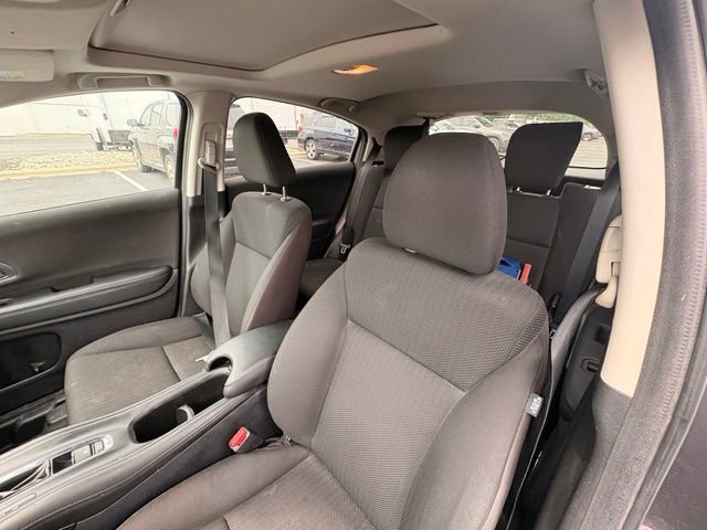 Used 2017 Honda HR-V EX image 11