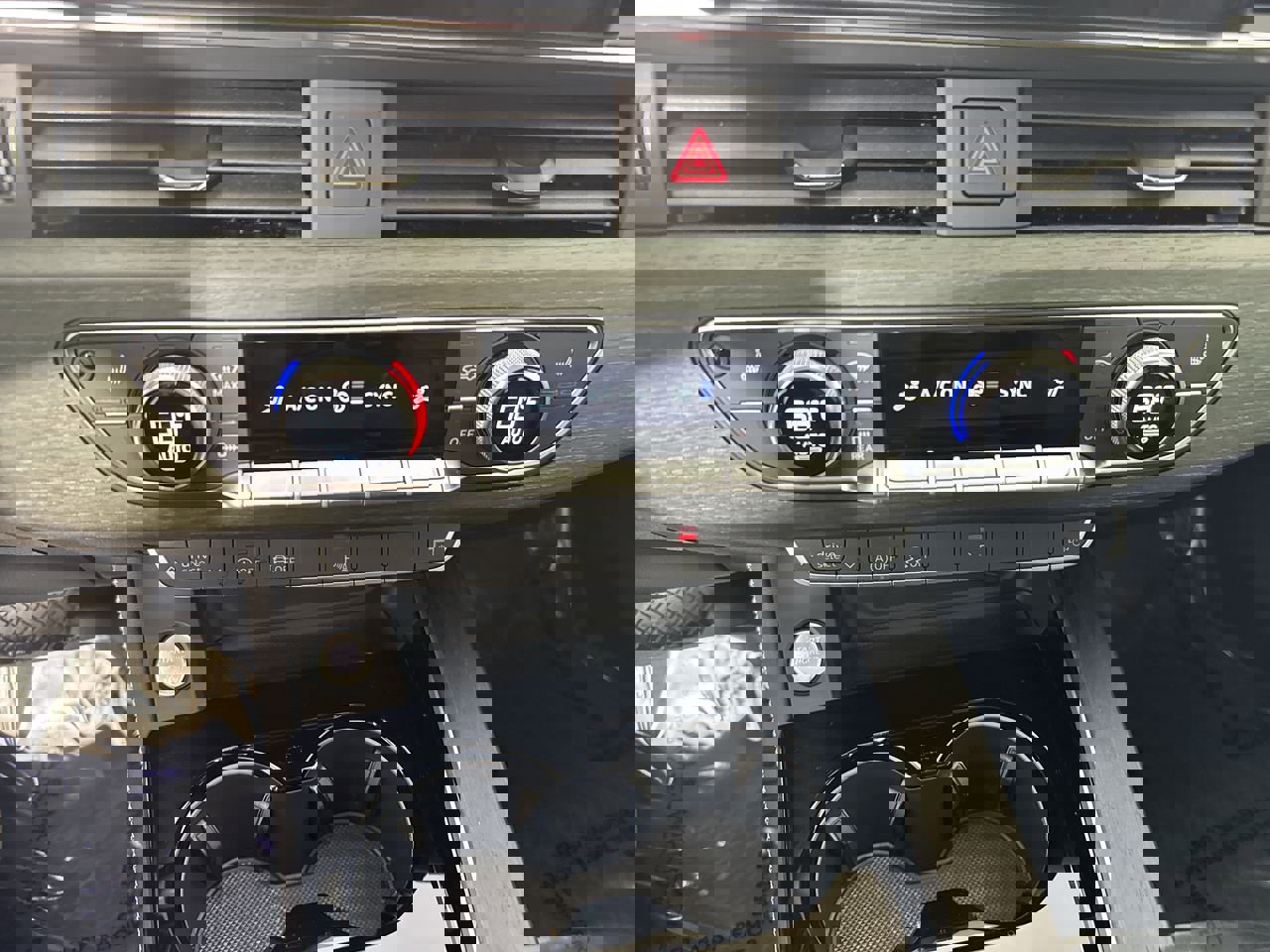 Used 2023 Audi A4 2.0T Premium Plus w/ Premium Plus Package image 14