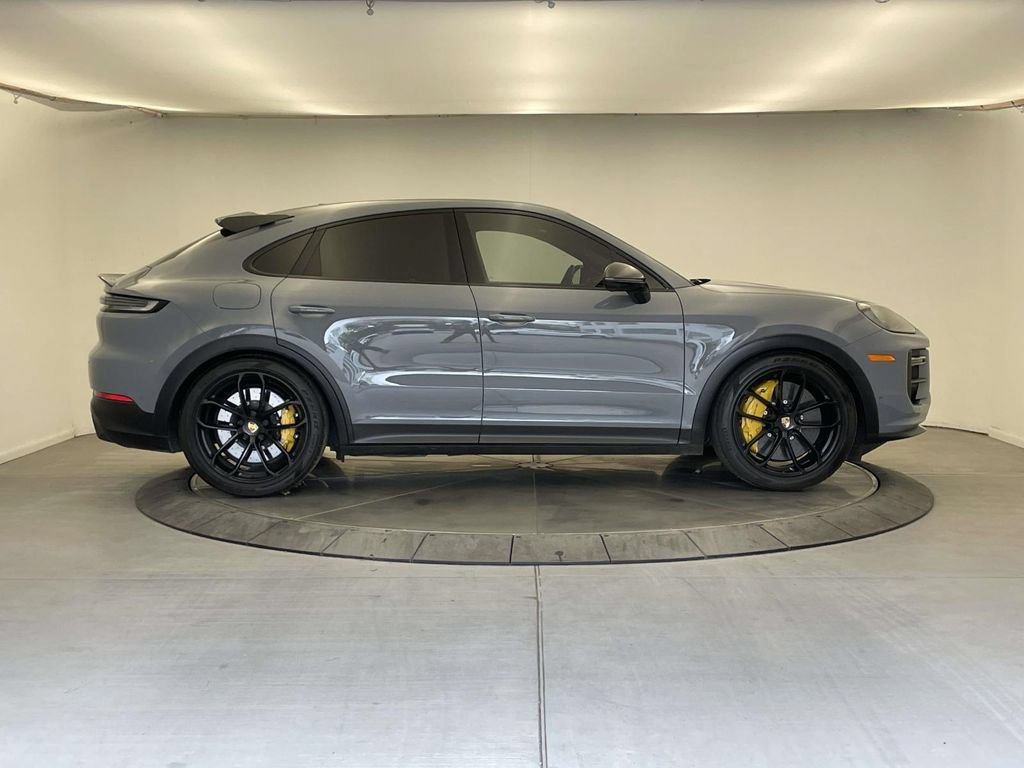 Certified 2024 Porsche Cayenne Turbo GT AWD/4WD image 8