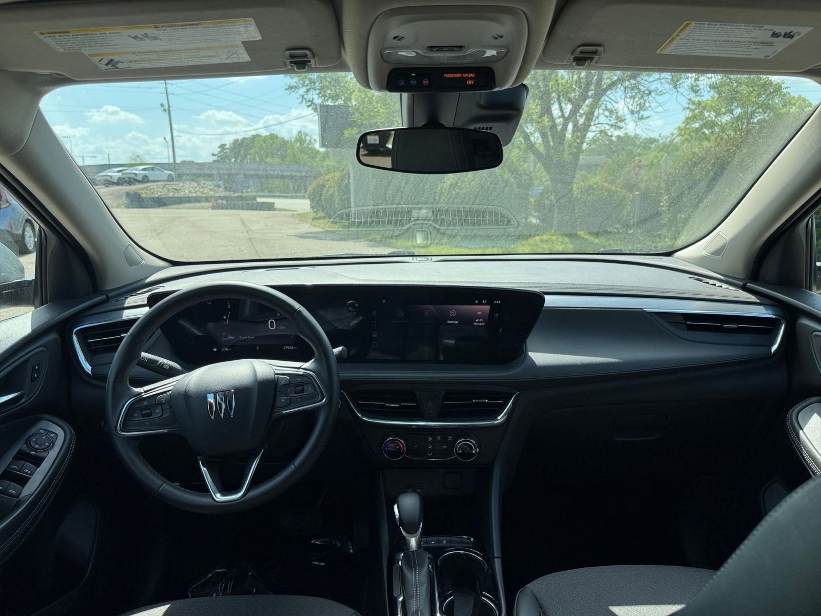 Used 2025 Buick Encore GX Preferred image 29