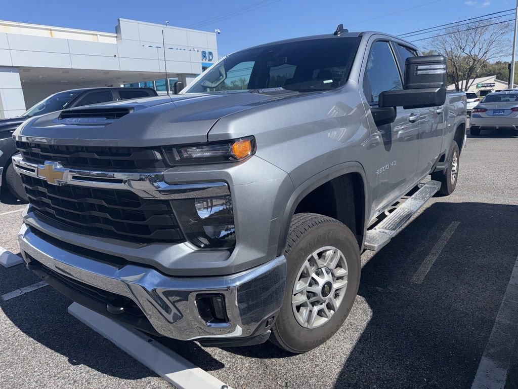 Used 2025 Chevrolet Silverado 2500 LT w/ Convenience Package