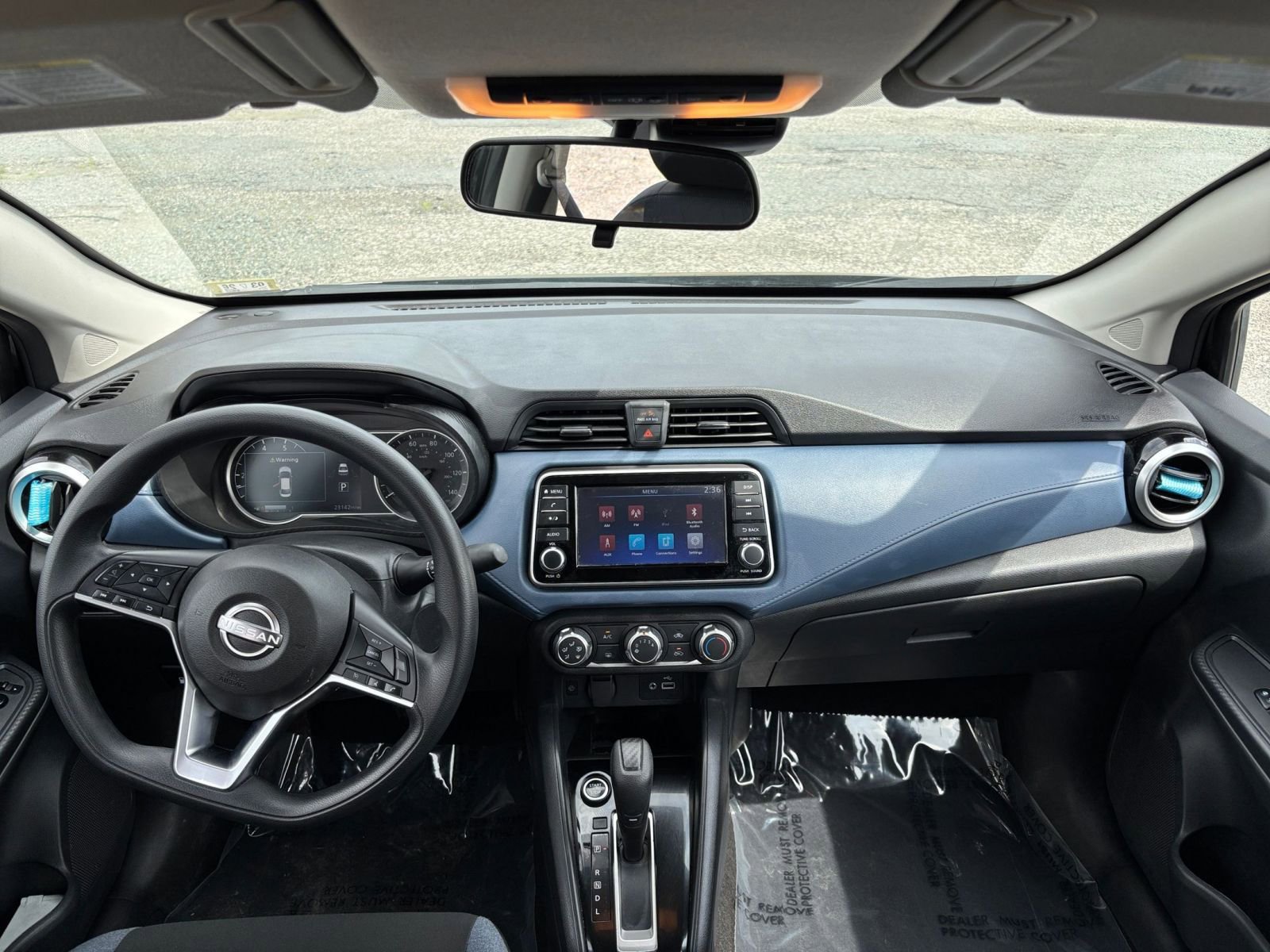 Used 2025 Nissan Versa SV FWD image 28