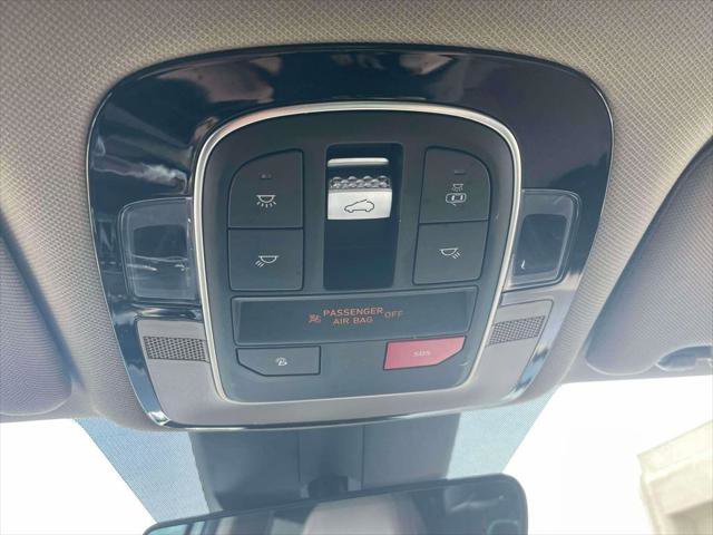 Used 2023 Hyundai Santa Fe SEL Premium image 30