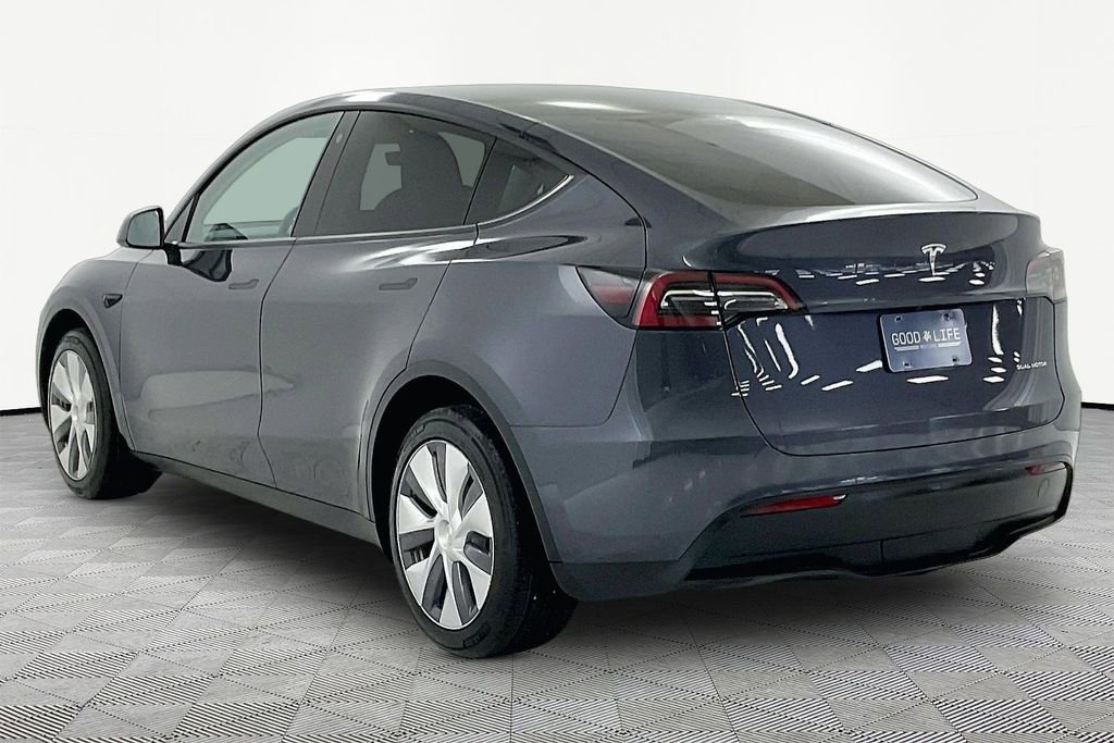 Used 2023 Tesla Model Y Long Range AWD/4WD image 4