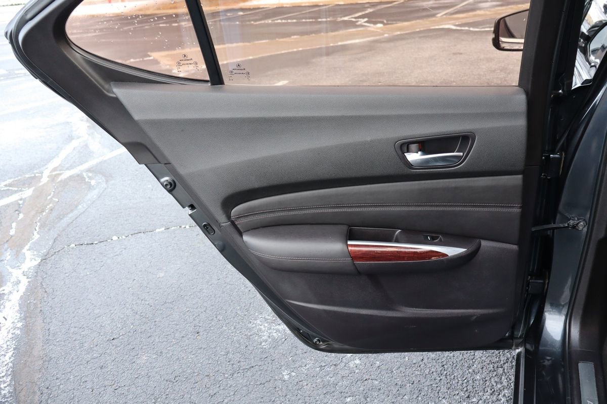 Used 2015 Acura TLX FWD image 24