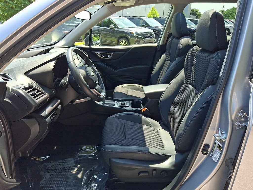 Certified 2023 Subaru Forester Premium AWD/4WD image 15