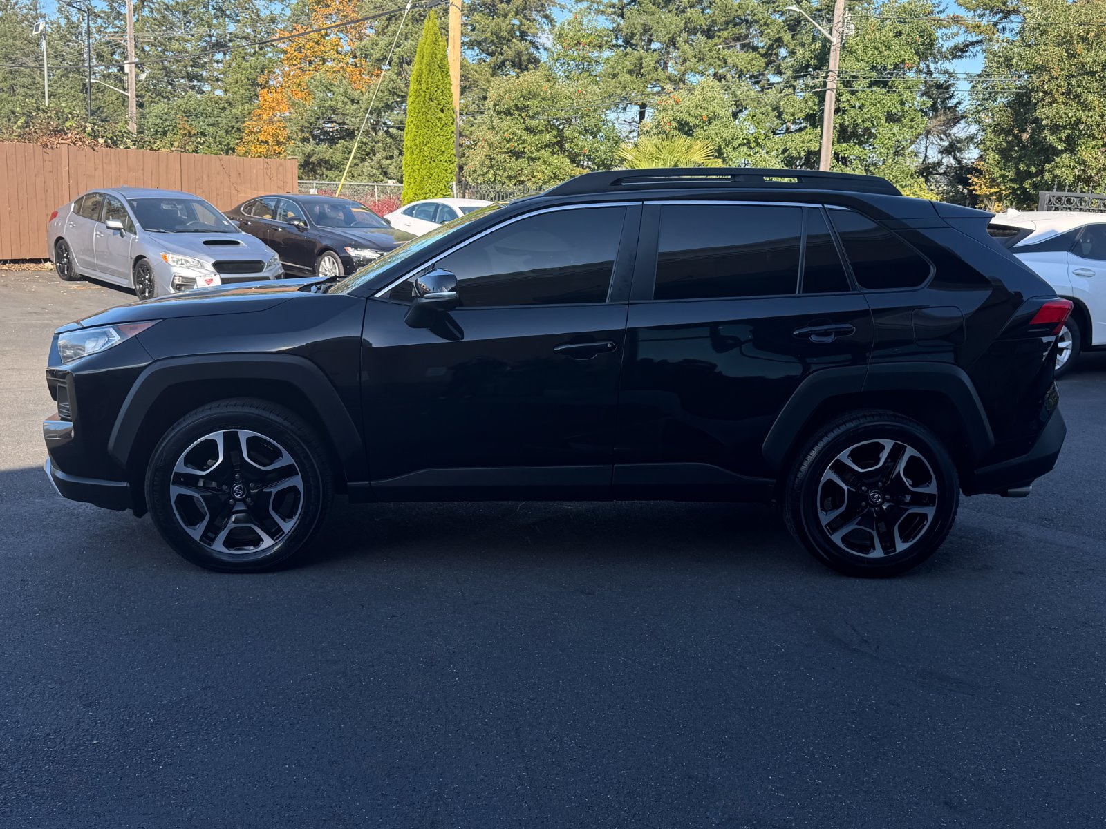 Used 2020 Toyota RAV4 Adventure AWD/4WD image 4