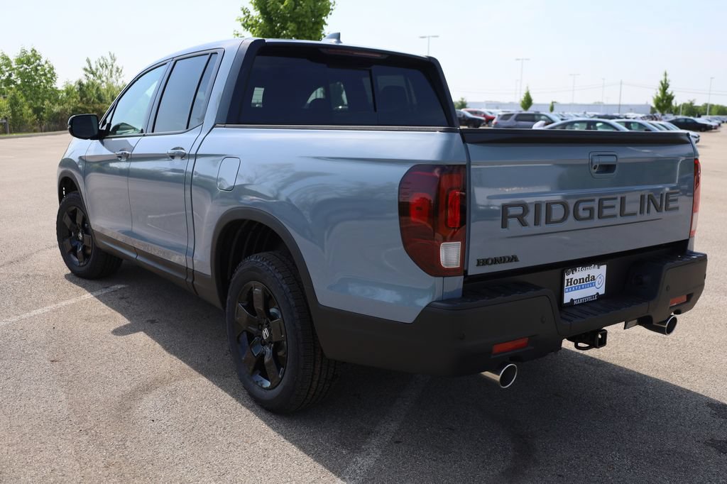 New 2026 Honda Ridgeline Black Edition image 4