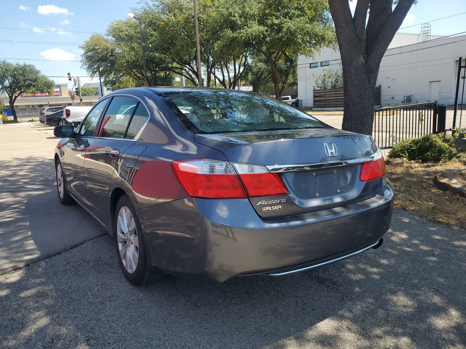 Used 2013 Honda Accord EX image 4