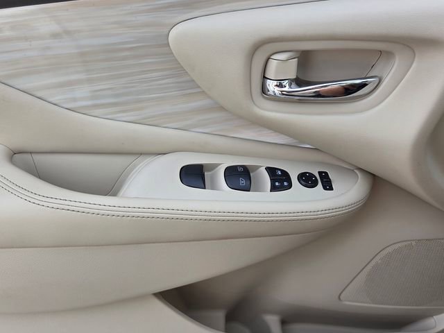 Used 2017 Nissan Murano S w/ Navigation Package image 21