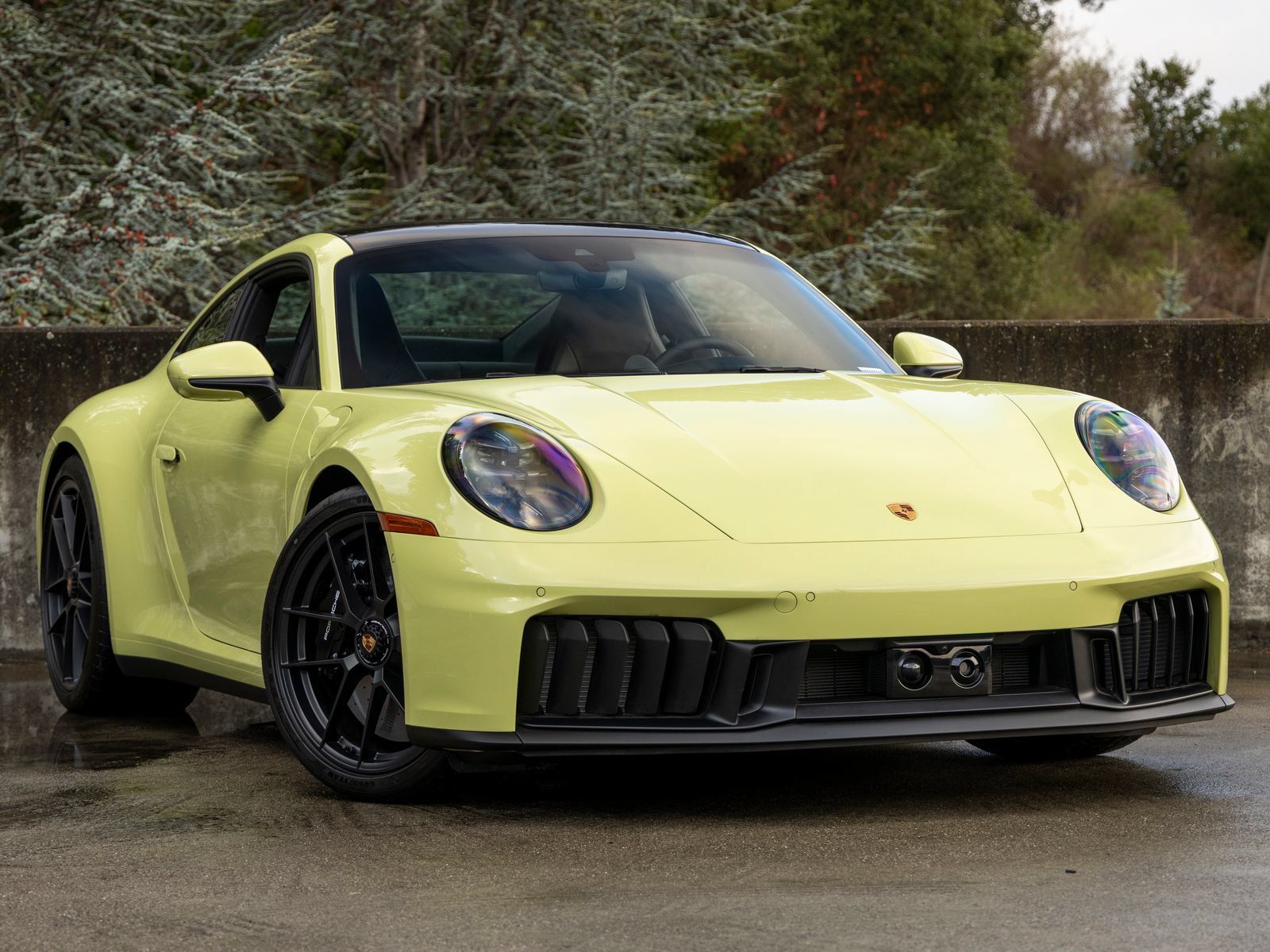 Certified 2025 Porsche 911 Carrera 4 GTS AWD/4WD image 6