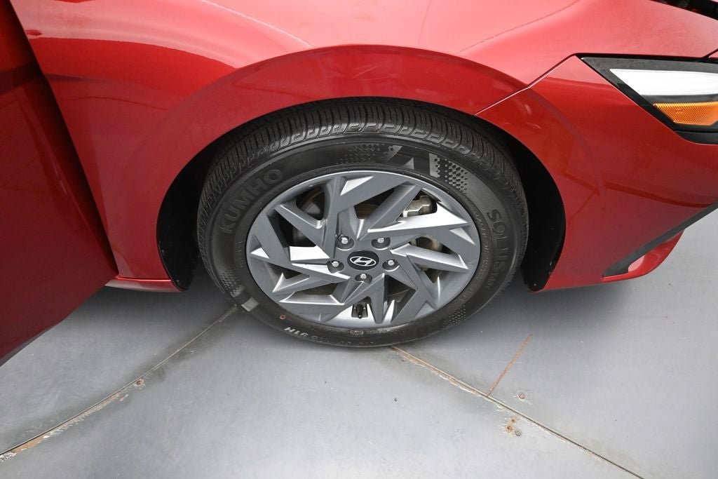 Certified 2024 Hyundai Elantra SEL FWD image 34