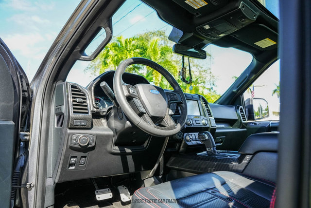 Used 2019 Ford F150 Lariat w/ Equipment Group 502A Luxury AWD/4WD image 46