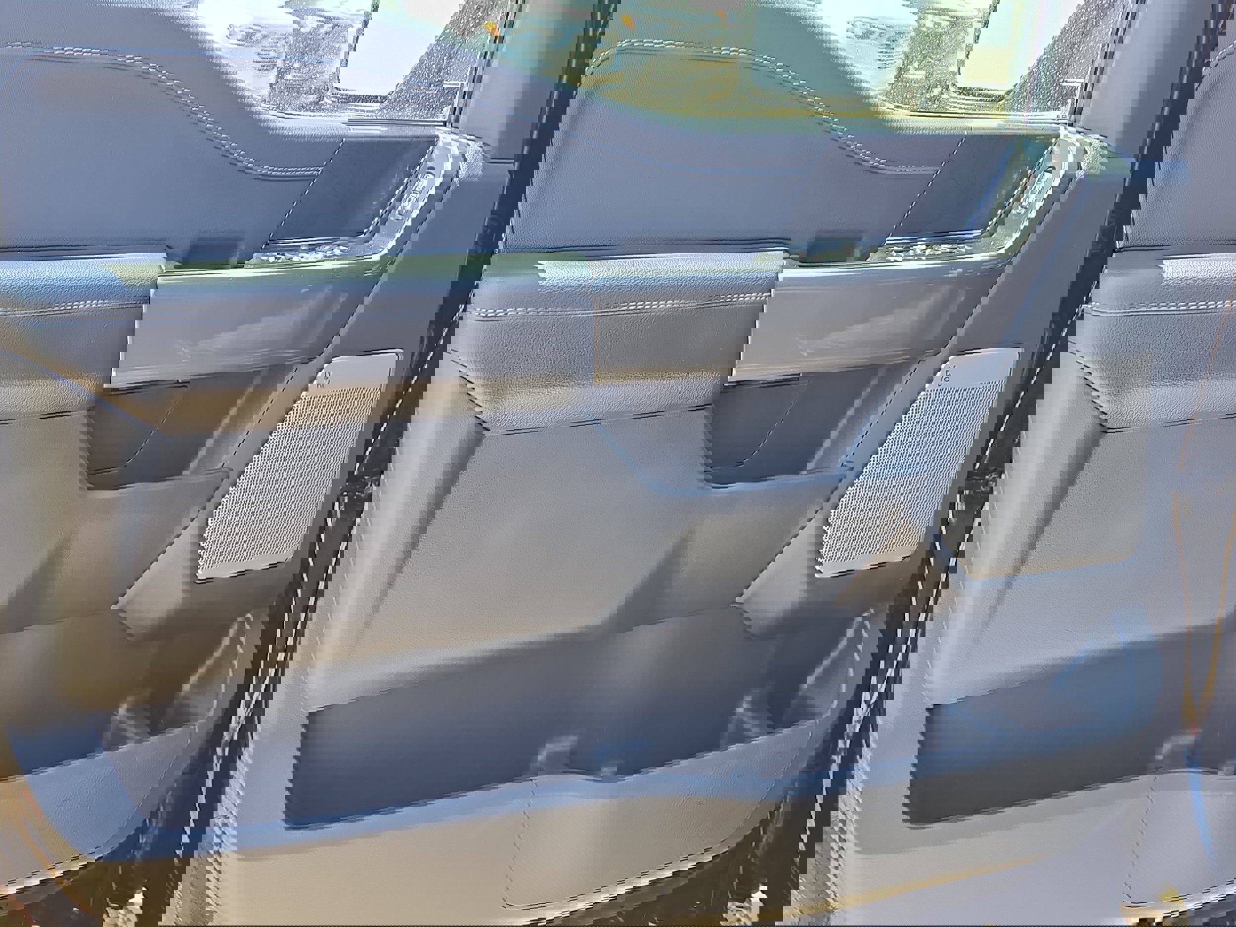 Certified 2022 Ford F150 XLT w/ Equipment Group 302A High image 17